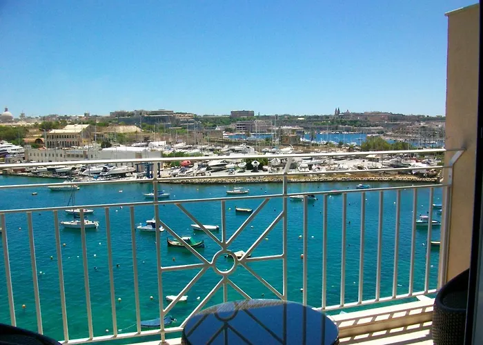 Hotel Bayview By St 3*