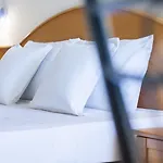 Otel Bayview By St 3*