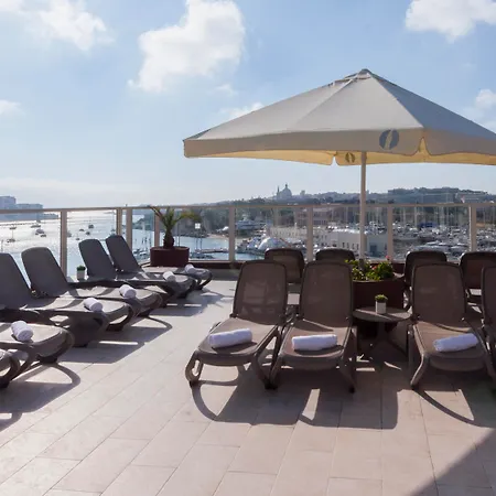 Bayview By St Hotel