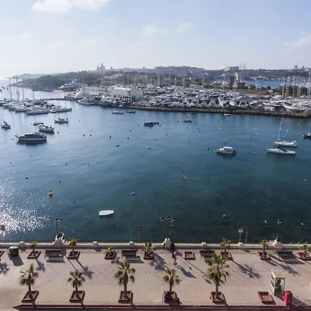 Bayview By St Hotel Gzira