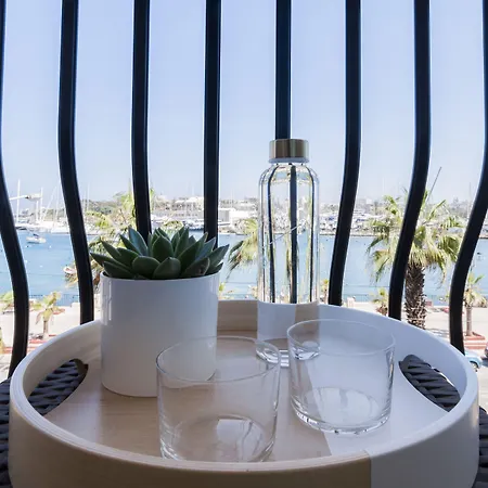 Bayview By St Hotel 3*