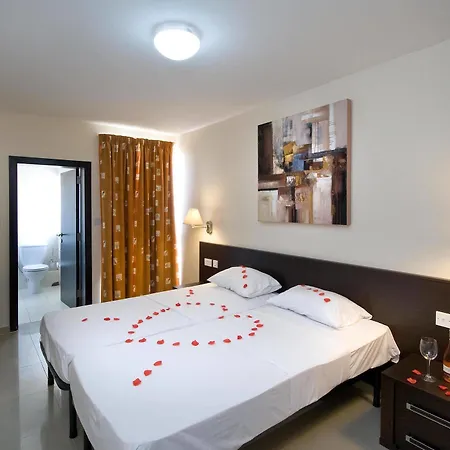 Bayview By St Hotel 3*