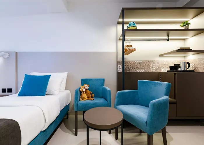 Bayview By St Hotel 3*