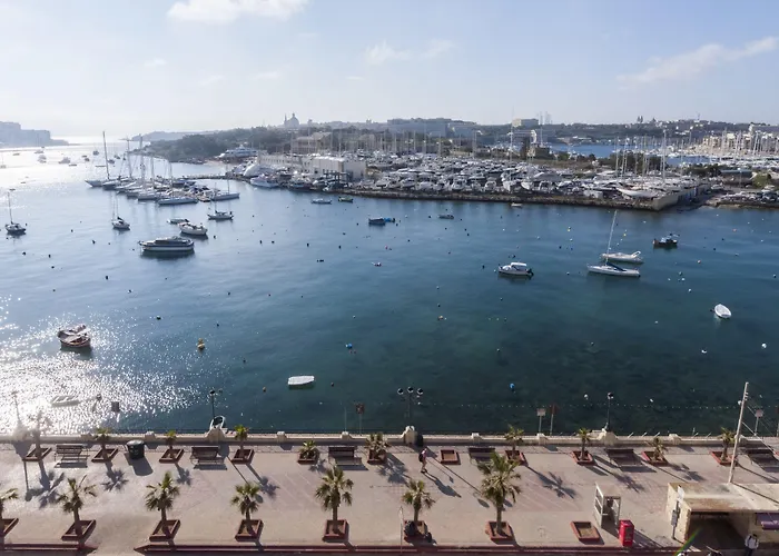 Bayview By St Hotel Gzira