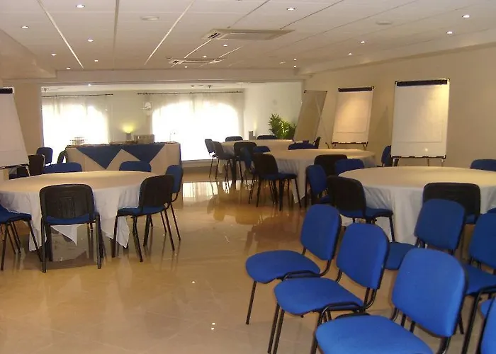 Bayview By St Hotel 3*